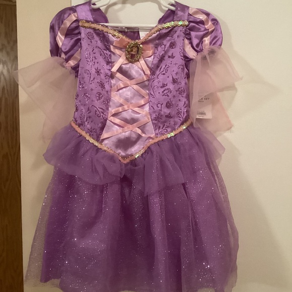 Tangled Rapunzel costume (sz. 3-4) - Picture 1 of 6